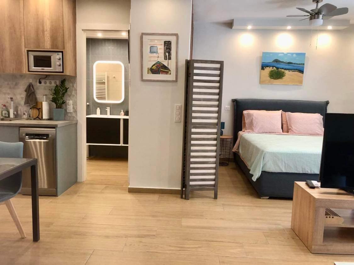 Tony'S Suite With Parking Athens Luaran gambar